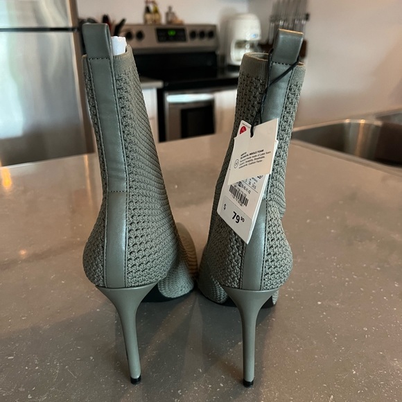 NWT Zara Sock Booties - Picture 4 of 4